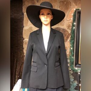 EXPRESS -  BEAUTIFUL BLACK TAILORED JACKET - SIZE 6
